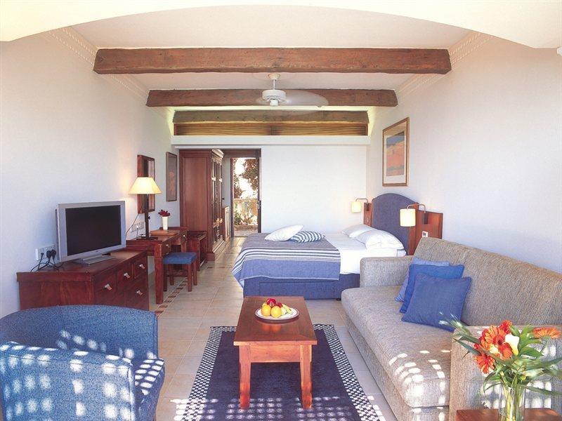Columbia Beachotel Pissouri Bagian luar foto